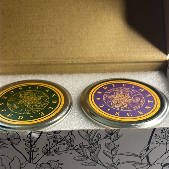 Fig and Fir & Twilight Lavender Candle Duo - Picture 6 of 7